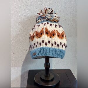 Hand made in Nepal 100% Wool Fox Motif Beanie with soft liner